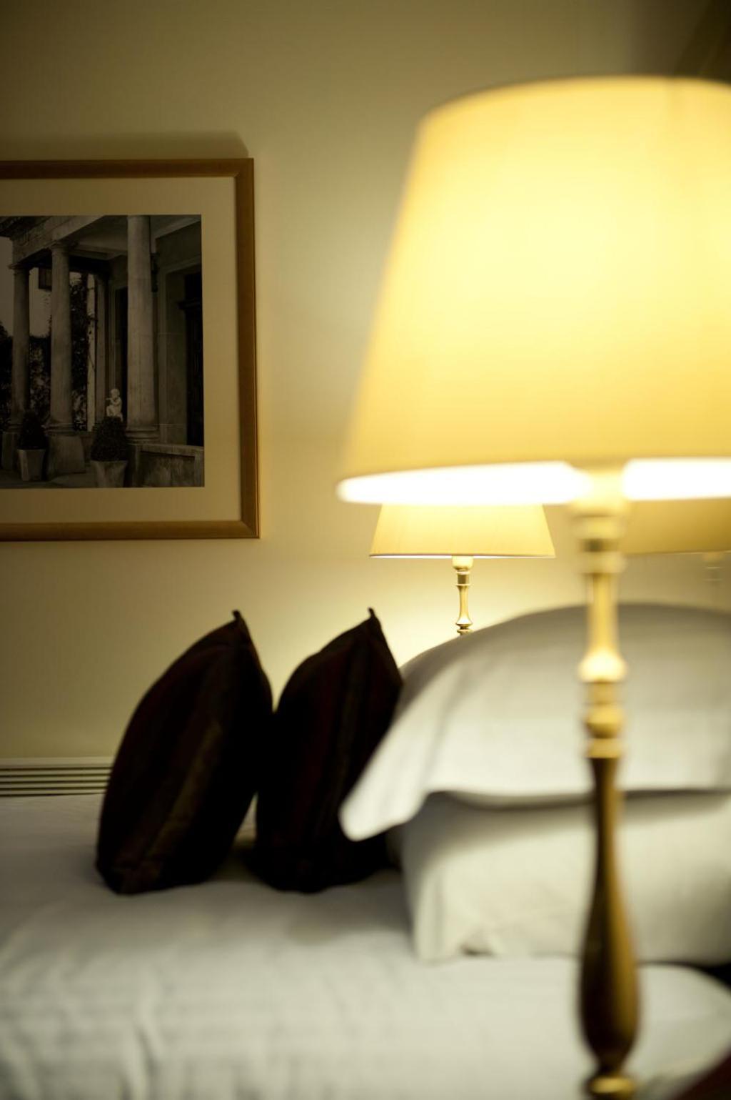 Macdonald Norwood Hall Hotel Aberdeen Oda fotoğraf