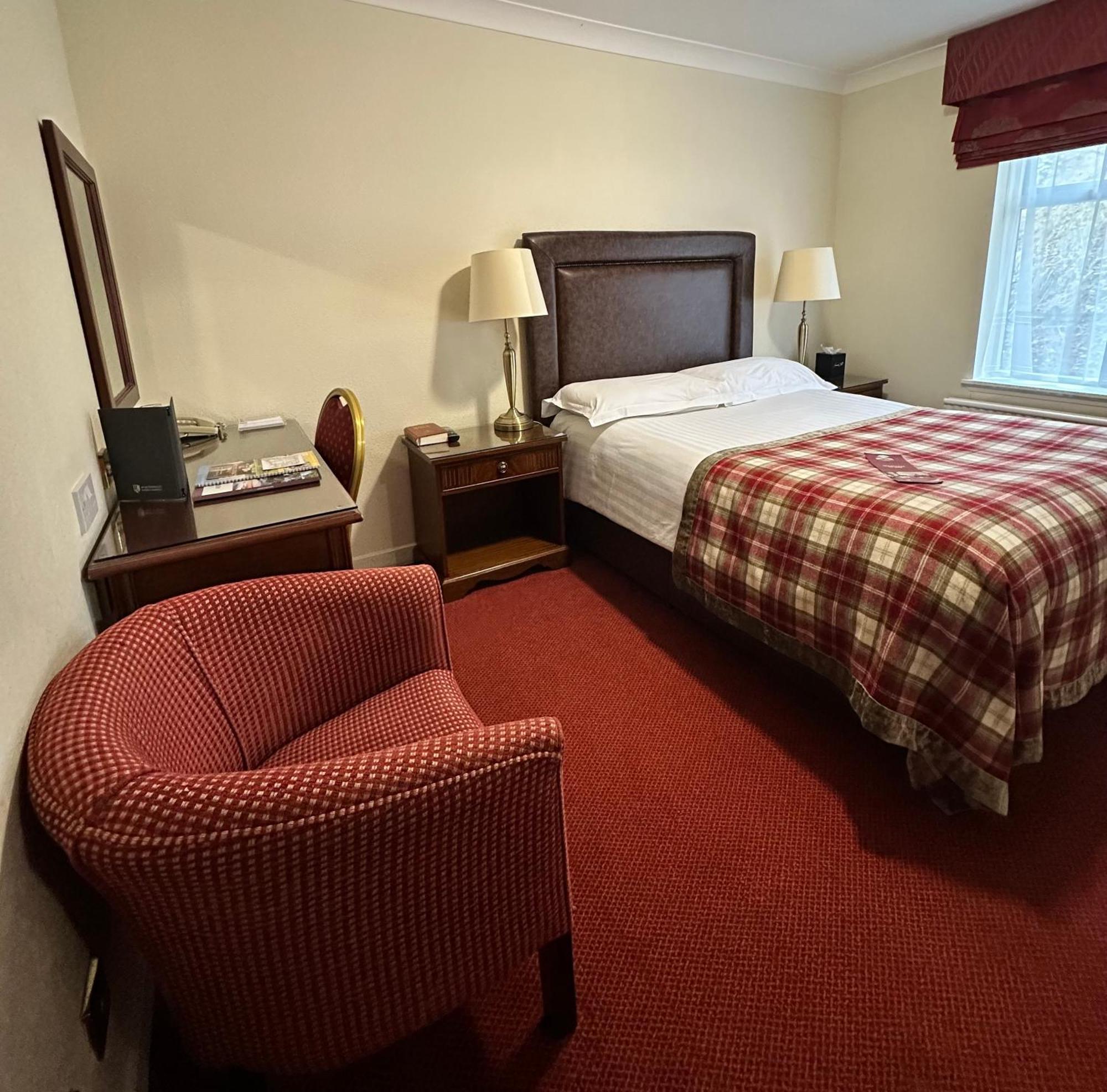 Macdonald Norwood Hall Hotel Aberdeen Oda fotoğraf