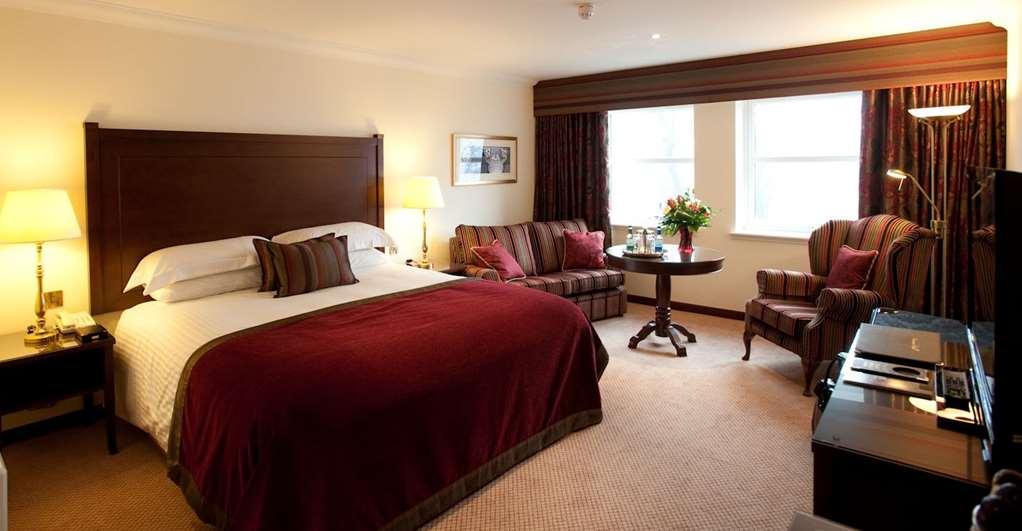 Macdonald Norwood Hall Hotel Aberdeen Oda fotoğraf